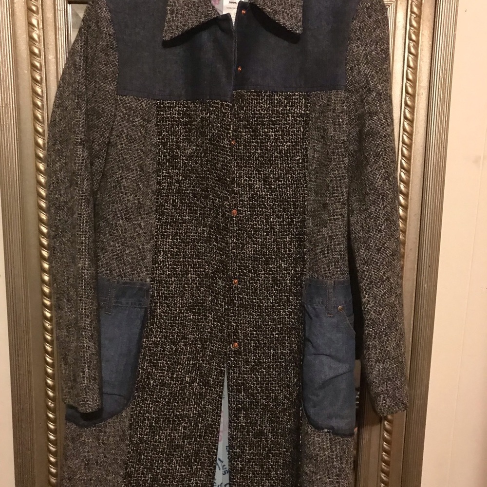 Jacket - Picture 2 of 7